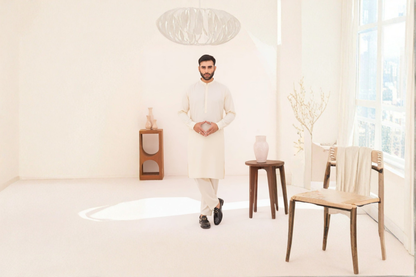 8 pond Malai Boski (cream)